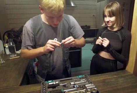 Сантехник извините, но у меня протекает не в трубе, а в трусиках!